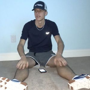 Meet your Posher, Seth